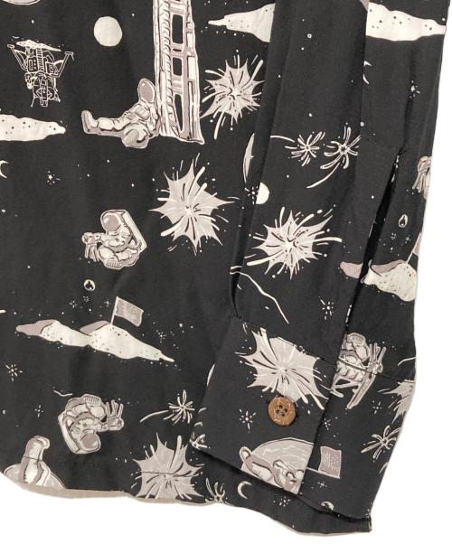 DAN（ダン）DAN (ダン) Space Aloha Long Shirt ブラック サイズ:Ｍの古着・服飾アイテム