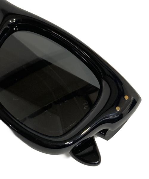 RAY-BAN（レイバン）RAY-BAN (レイバン) WAYFARER PUFFER ブラック サイズ:47□23 145の古着・服飾アイテム