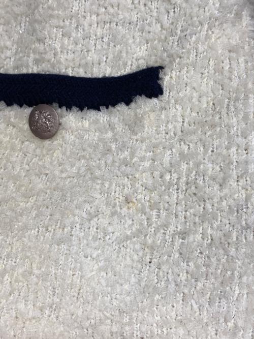 ARPEGE STORY（アルページュストーリー）ARPEGE STORY (アルページュストーリー) エンブレムブローチ付配色ニットジャケット ベージュ サイズ:2の古着・服飾アイテム