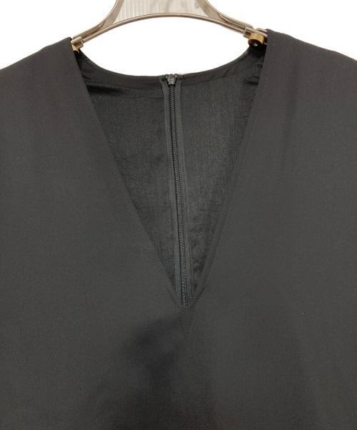 LE PHIL（ル フィル）LE PHIL (ル フィル) ノースリーブアシメワンピース ブラックの古着・服飾アイテム