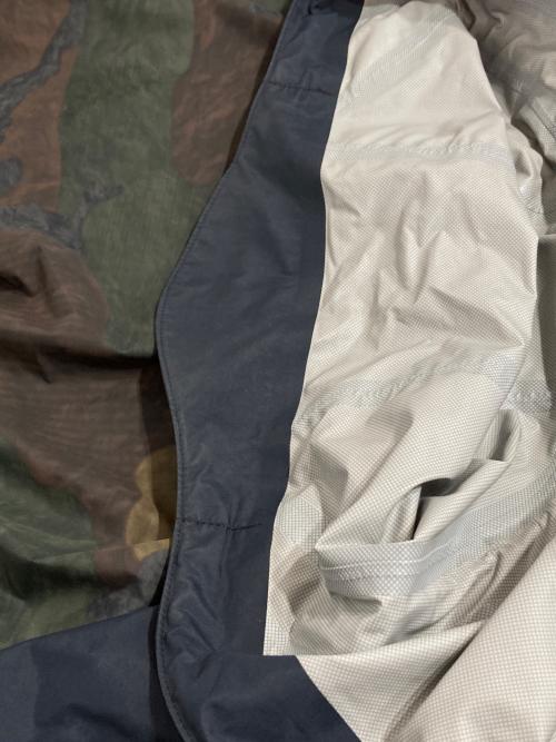 THE NORTH FACE（ザ ノース フェイス）THE NORTH FACE (ザ ノース フェイス) Novelty Dot Shot Jacket ブラック×ブラウン サイズ:Lの古着・服飾アイテム