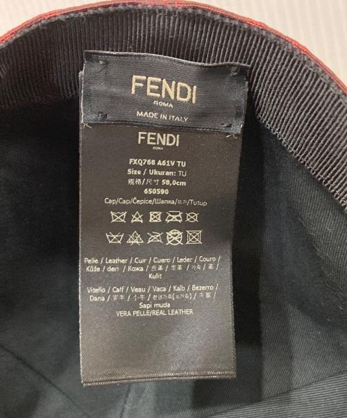FENDI（フェンディ）FENDI (フェンディ) ズッカ柄キャンバスレザーキャップ ブラック×レッドの古着・服飾アイテム