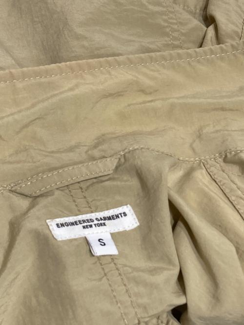 Engineered Garments（エンジニアドガーメンツ）Engineered Garments (エンジニアードガーメンツ) 4ポケットナイロンミリタリージャケット カーキ サイズ:Sの古着・服飾アイテム