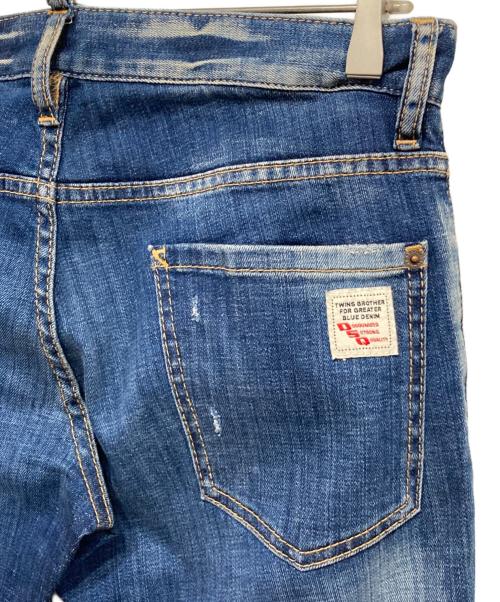 DSQUARED2（ディースクエアード）DSQUARED2 (ディースクエアード) ダメージスキニーデニムパンツ インディゴ サイズ:44の古着・服飾アイテム