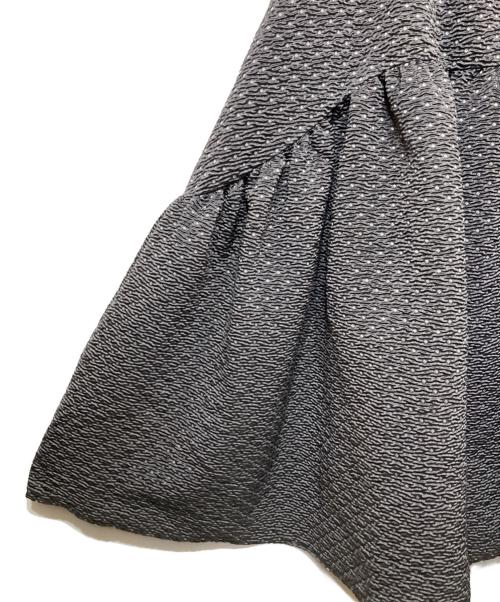 Bluelea（ブルレア）BLUELEA (ブルレア) Dot Jacquard suspenders skirt グレー サイズ:36の古着・服飾アイテム