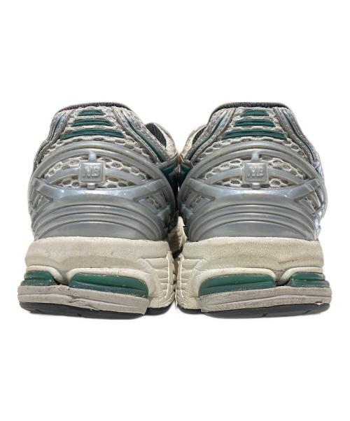 NEW BALANCE（ニューバランス）NEW BALANCE (ニューバランス) M1906REU SILVER/GREEN グリーン×アイボリー サイズ:28の古着・服飾アイテム