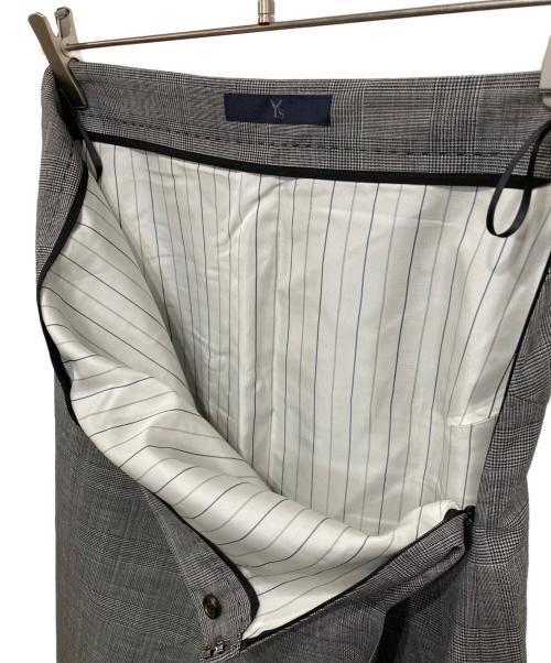 Y's（ワイズ）Y's (ワイズ) チェックフレアスカート ライトグレー サイズ:38の古着・服飾アイテム