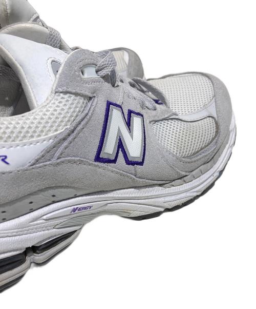 NEW BALANCE（ニューバランス）NEW BALANCE (ニューバランス) BEAUTY&YOUTH (ビューティーアンドユース) スニーカー ホワイト×ライトグレー サイズ:27の古着・服飾アイテム