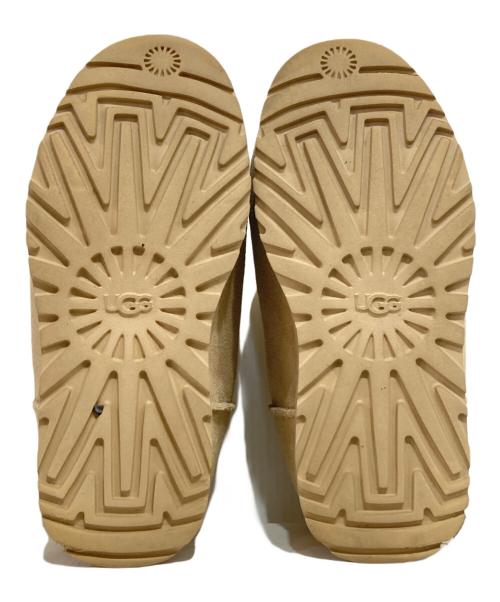 UGG（アグ）UGG (アグ) Pumped スリッポン ベージュ サイズ:24の古着・服飾アイテム