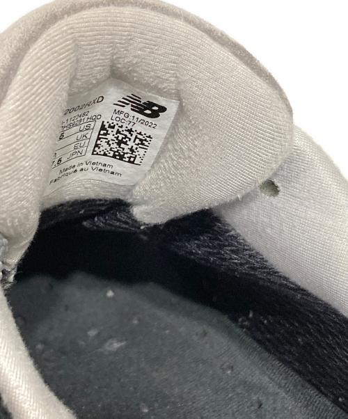 NEW BALANCE（ニューバランス）NEW BALANCE (ニューバランス) M2002RXV1 グレー×ブラック サイズ:27.5の古着・服飾アイテム