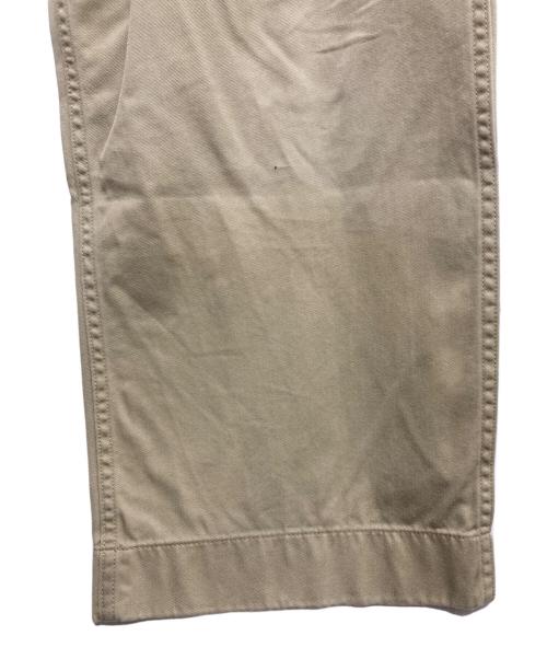 CIOTA（シオタ）CIOTA (シオタ) スビンコットン テーパードパンツ カーキ サイズ:4の古着・服飾アイテム