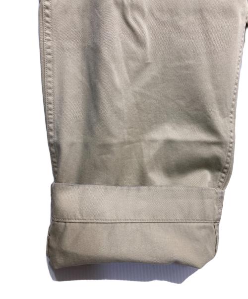 CIOTA（シオタ）CIOTA (シオタ) スビンコットン テーパードパンツ カーキ サイズ:4の古着・服飾アイテム