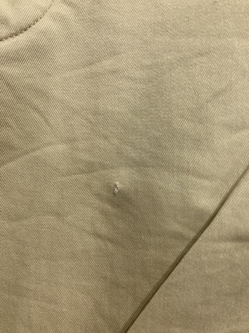 CIOTA（シオタ）CIOTA (シオタ) スビンコットン テーパードパンツ カーキ サイズ:4の古着・服飾アイテム