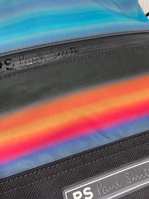 PS Paul Smith（ＰＳポールスミス）PS Paul Smith (ＰＳポールスミス) ショルダーバッグ マルチカラーの古着・服飾アイテム