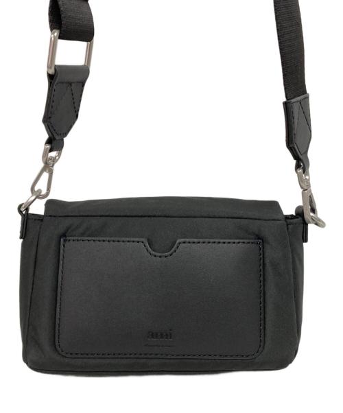 AMI Alexandre Mattiussi（アミアレクサンドルマテュッシ）AMI Alexandre Mattiussi (アミアレクサンドルマテュッシ) Ami De Coeur Lunch Box ブラックの古着・服飾アイテム