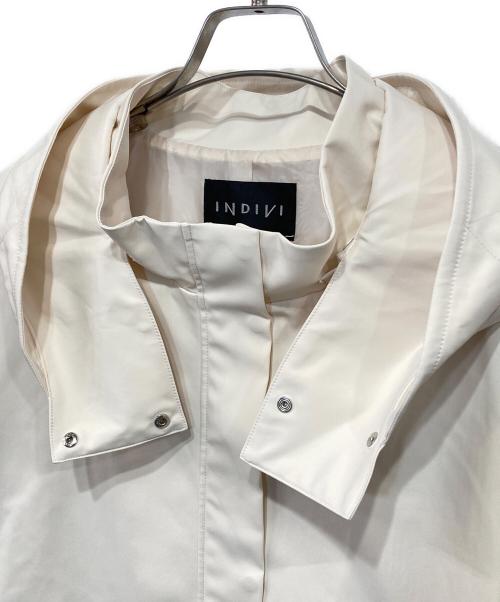 INDIVI（インディヴィ）INDIVI (インディヴィ) マウンテンパーカー アイボリー サイズ:13の古着・服飾アイテム