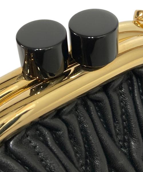 MIU MIU（ミュウミュウ）MIU MIU (ミュウミュウ) ベル-ナッペレザーバッグ ブラックの古着・服飾アイテム