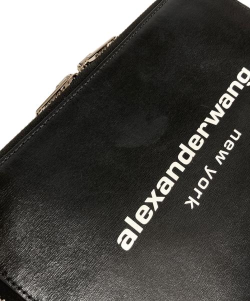 ALEXANDER WANG（アレキサンダー・ワン）ALEXANDER WANG (アレキサンダー・ワン) Scoutクラッチバッグ ブラックの古着・服飾アイテム