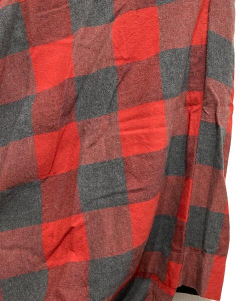 Vivienne Westwood（ヴィヴィアンウエストウッド）Vivienne Westwood (ヴィヴィアンウエストウッド) アシンメトリーチェックスカート レッド×グレー サイズ:38の古着・服飾アイテム