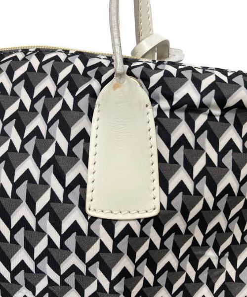 ROBERTA PIERI（ロベルタピエリ）ROBERTA PIERI (ロベルタピエリ) 総柄トートバッグ ホワイトの古着・服飾アイテム