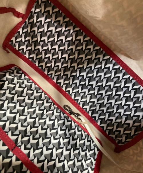 ROBERTA PIERI（ロベルタピエリ）ROBERTA PIERI (ロベルタピエリ) 総柄トートバッグ ホワイトの古着・服飾アイテム