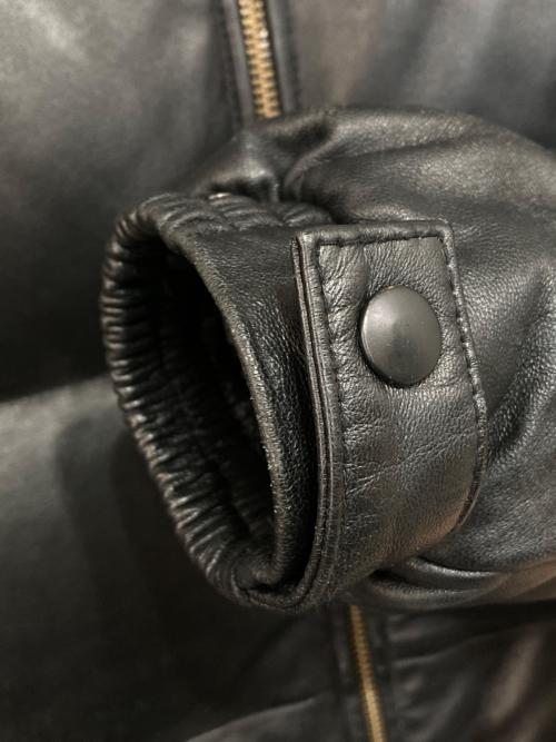 SLOW（スロウ）SLOW (スロウ) ラムレザー グースダウンジャケット ブラック サイズ:Ｍの古着・服飾アイテム