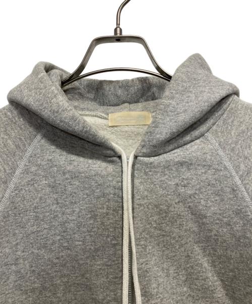 DRAWER（ドゥロワー）DRAWER (ドゥロワー) ツリウラケジップパーカー ライトグレー サイズ:40の古着・服飾アイテム