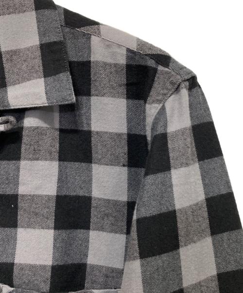 TAKAHIROMIYASHITA TheSoloIst.（タカヒロミヤシタ ザソロイスト）TAKAHIROMIYASHITA TheSoloIst. (タカヒロミヤシタ ザソロイスト) PRIMALOFT Nel Open Collar Check Shirt グレー×ブラック サイズ:48の古着・服飾アイテム