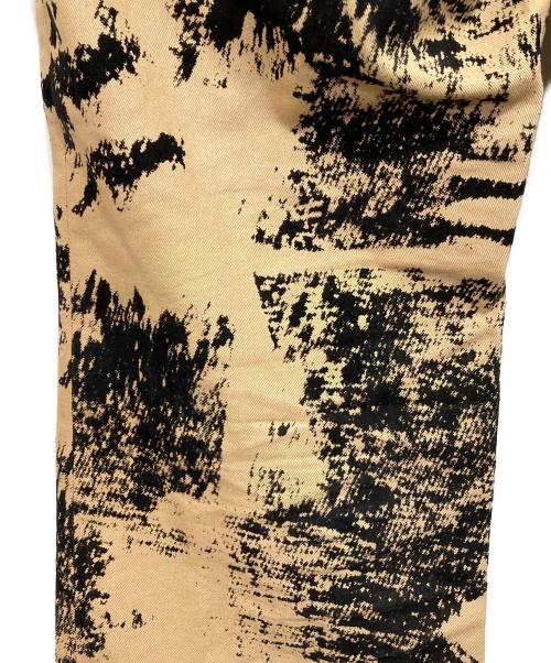 ISSEY MIYAKE（イッセイミヤケ）ISSEY MIYAKE (イッセイミヤケ) 総柄ストレートパンツ ベージュ×ブラック サイズ:2の古着・服飾アイテム