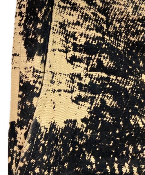 ISSEY MIYAKE（イッセイミヤケ）ISSEY MIYAKE (イッセイミヤケ) 総柄ストレートパンツ ベージュ×ブラック サイズ:2の古着・服飾アイテム