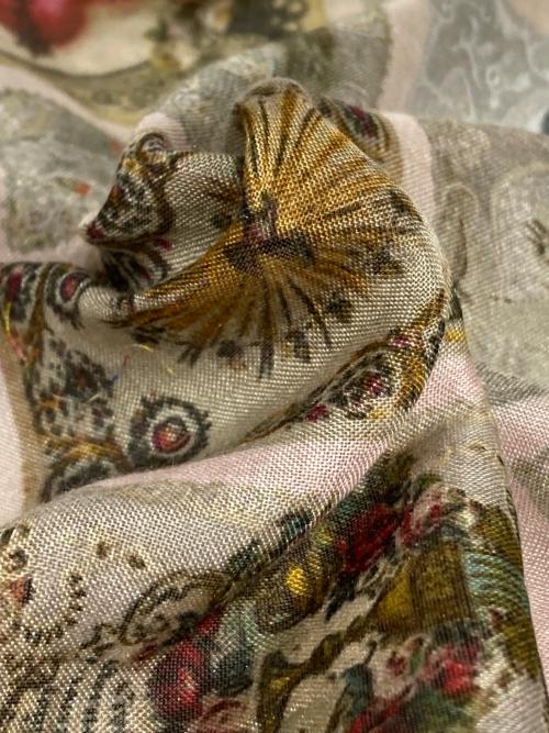 FALIERO SARTI（ファリエロサルティ）FALIERO SARTI (ファリエロサルティ) Promise プリントストール ブラウンの古着・服飾アイテム