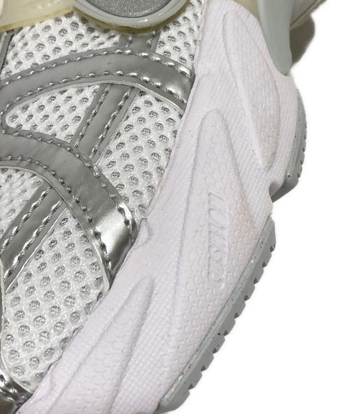 NIKE（ナイキ）NIKE (ナイキ) W V2K RUN ホワイト サイズ:26.5の古着・服飾アイテム