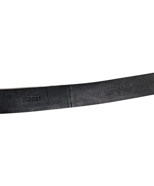 MIU MIU（ミュウミュウ）MIU MIU (ミュウミュウ) ロゴバックル ナッパレザーベルト ブラックの古着・服飾アイテム