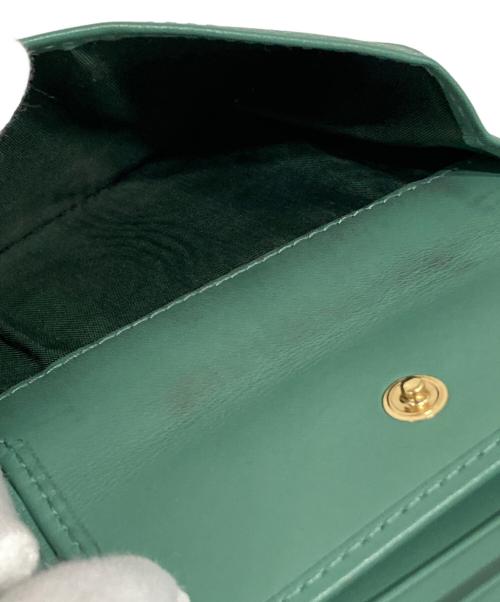 MIU MIU（ミュウミュウ）MIU MIU (ミュウミュウ) ロゴウォレット グリーンの古着・服飾アイテム