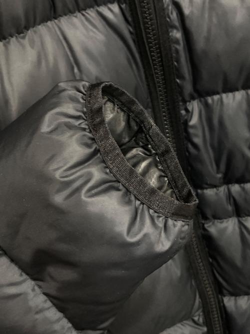 COACH（コーチ）COACH (コーチ) ロングスリムパファーコート ブラック サイズ:-の古着・服飾アイテム