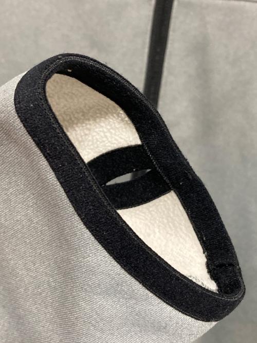 SOPH.（ソフ）SOPH. (ソフ) F.C.R.B. (エフシーレアルブリストル) VENTILATION HOODY グレー サイズ:Mの古着・服飾アイテム