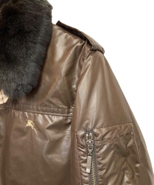 BURBERRY BLUE LABEL（バーバリーロンドンブルーレーベル）BURBERRY BLUE LABEL (バーバリーロンドンブルーレーベル) 襟ボアダウンジャケット ブラウン サイズ:Lの古着・服飾アイテム