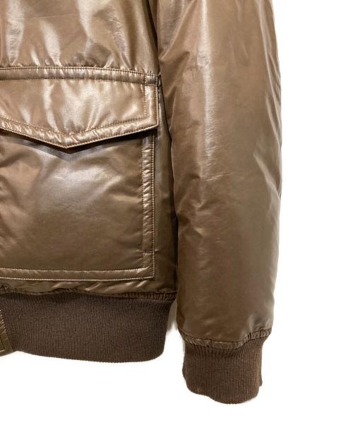 BURBERRY BLUE LABEL（バーバリーロンドンブルーレーベル）BURBERRY BLUE LABEL (バーバリーロンドンブルーレーベル) 襟ボアダウンジャケット ブラウン サイズ:Lの古着・服飾アイテム