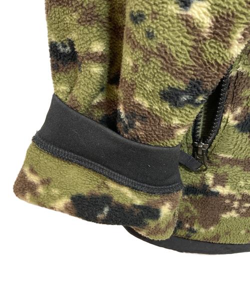 THE NORTH FACE（ザ ノース フェイス）THE NORTH FACE (ザ ノース フェイス) カモ柄フリースジャケット サイズ:Sの古着・服飾アイテム