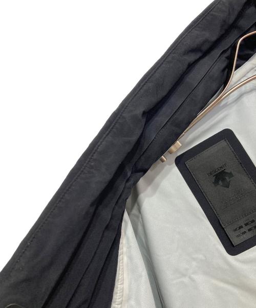 DESCENTE（デサント）DESCENTE (デサント) STREAMLINE AIRY HARD SHELL JACKET ブラック サイズ:JP Mの古着・服飾アイテム