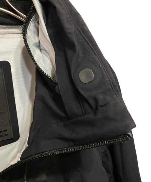 DESCENTE（デサント）DESCENTE (デサント) STREAMLINE AIRY HARD SHELL JACKET ブラック サイズ:JP Mの古着・服飾アイテム