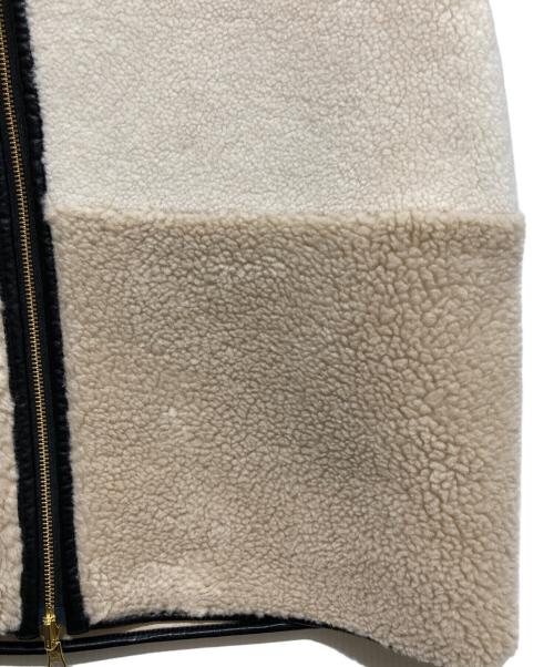 Risley（リズレー）Risley (リズレー) リバーシブルバイカラーボアベスト アイボリー サイズ:Fの古着・服飾アイテム