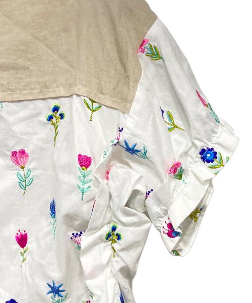 TAO COMME des GARCONS（タオ コムデギャルソン）TAO COMME des GARCONS (タオ コムデギャルソン) 花刺繍切替ワンピース　TM-O008　AD2023 ベージュ サイズ:Mの古着・服飾アイテム