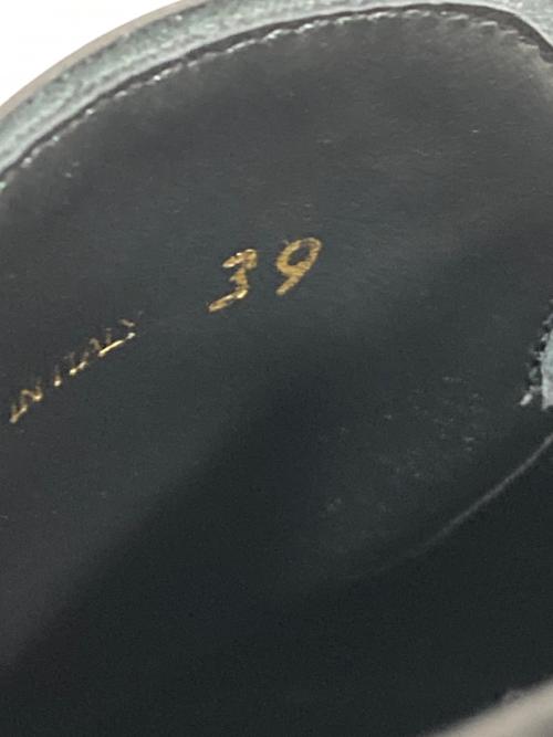 MIU MIU（ミュウミュウ）MIU MIU (ミュウミュウ) スタッズトリムローファー ブラック サイズ:39の古着・服飾アイテム