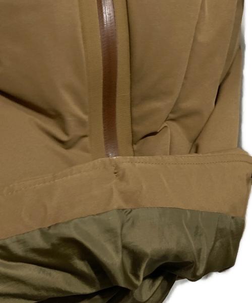 DESCENTE ALLTERRAIN（デザイント オルテライン）DESCENTE ALLTERRAIN (デザイント オルテライン) MOUNTAINEER-水沢ダウン ブラウン サイズ:Mの古着・服飾アイテム