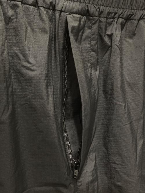 DAIWA PIER39（ダイワ ピア39）DAIWA PIER39 (ダイワ ピア39) TECH TRAVEL PANTS ブラック サイズ:Mの古着・服飾アイテム