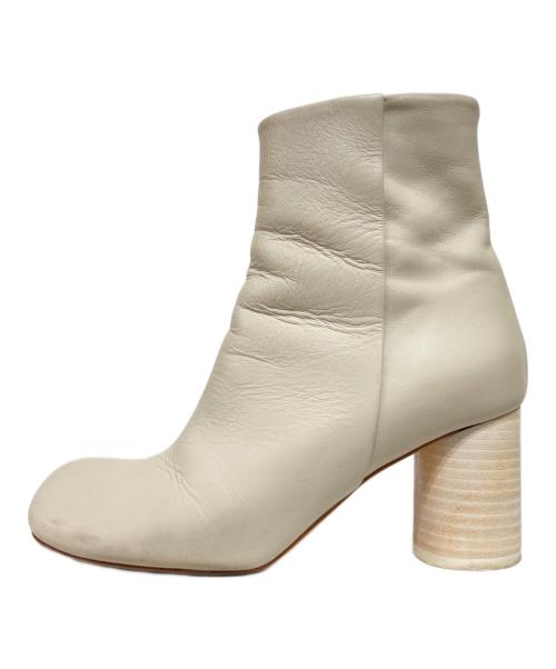 INSCRIRE（アンスクリア）INSCRIRE (アンスクリア) サイドジップブーツ アイボリー サイズ:36の古着・服飾アイテム