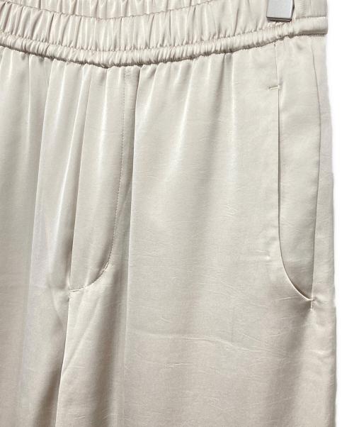 IENA（イエナ）IENA (イエナ) サテンイージーパンツ ベージュ サイズ:36の古着・服飾アイテム