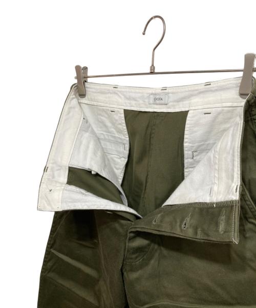 CIOTA（シオタ）CIOTA (シオタ) スビンコットンウエポンチノパンツ グリーン サイズ:5の古着・服飾アイテム