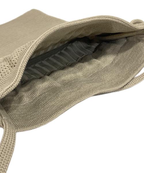 CFCL（シーエフシーエル）CFCL (シーエフシーエル) STRATA DRAWSTRING MINI BAG ベージュ サイズ:Fの古着・服飾アイテム